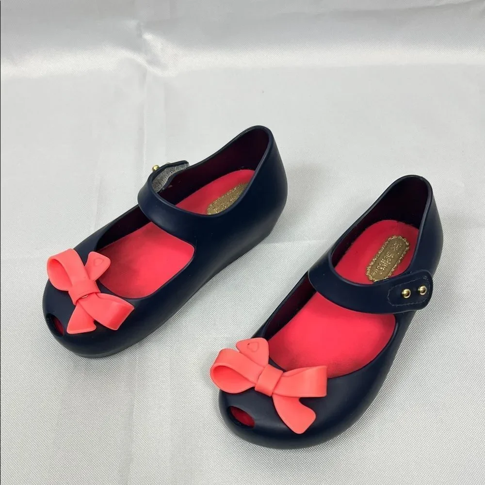 Mini Melissa Ultragirl Navy blue and pink Mary Jane’s size 8 EUC